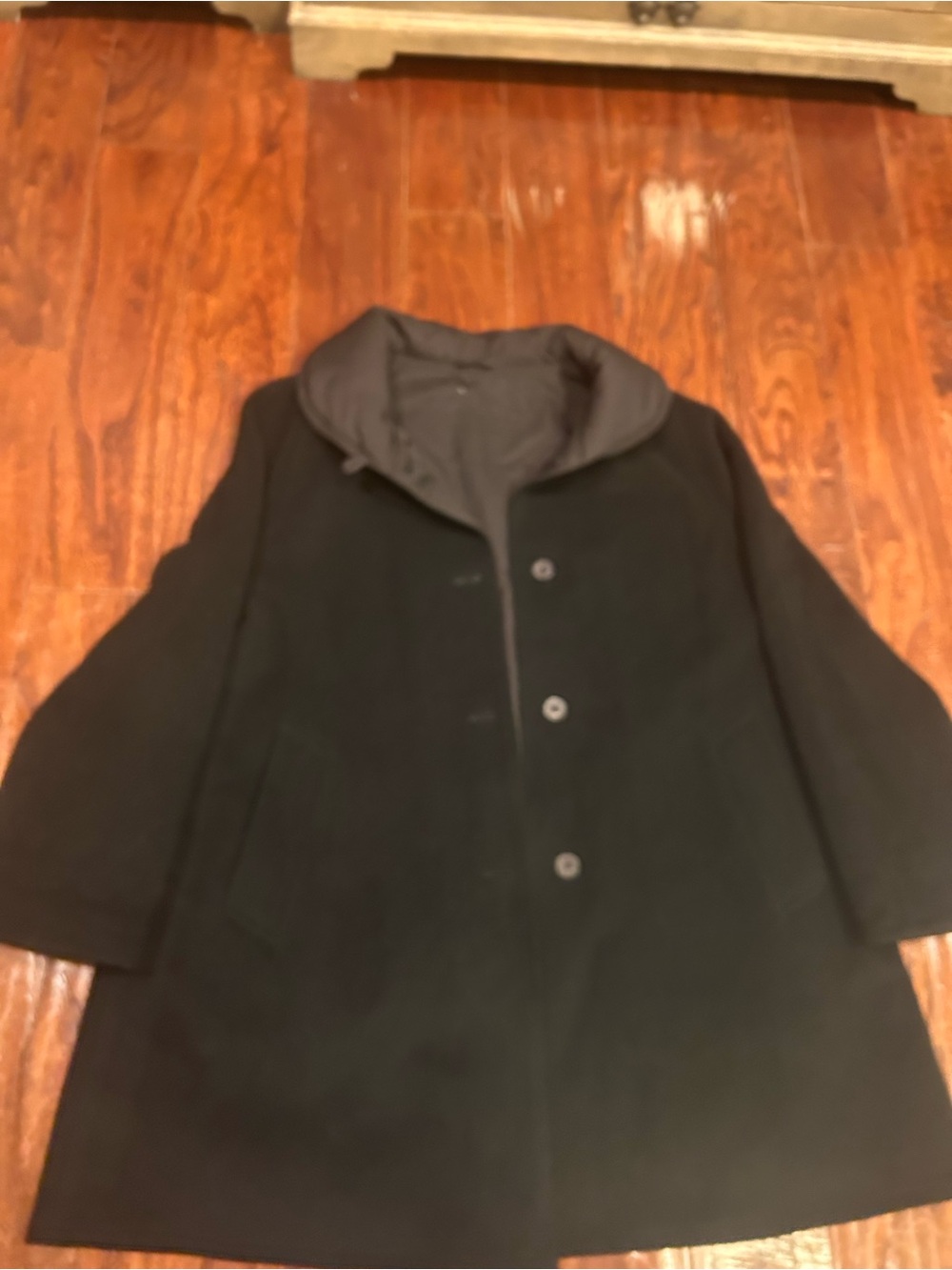 Women's oversized Black Wool cashmere classic Pea Coat with 4 buttons and Collar